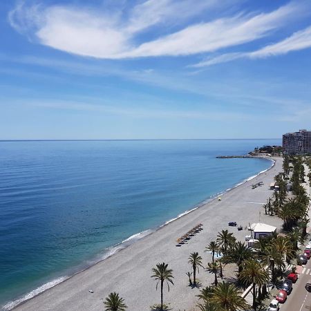 Ático en Almuñecar. Primera línea de playa con vistas espectaculares Exterior foto